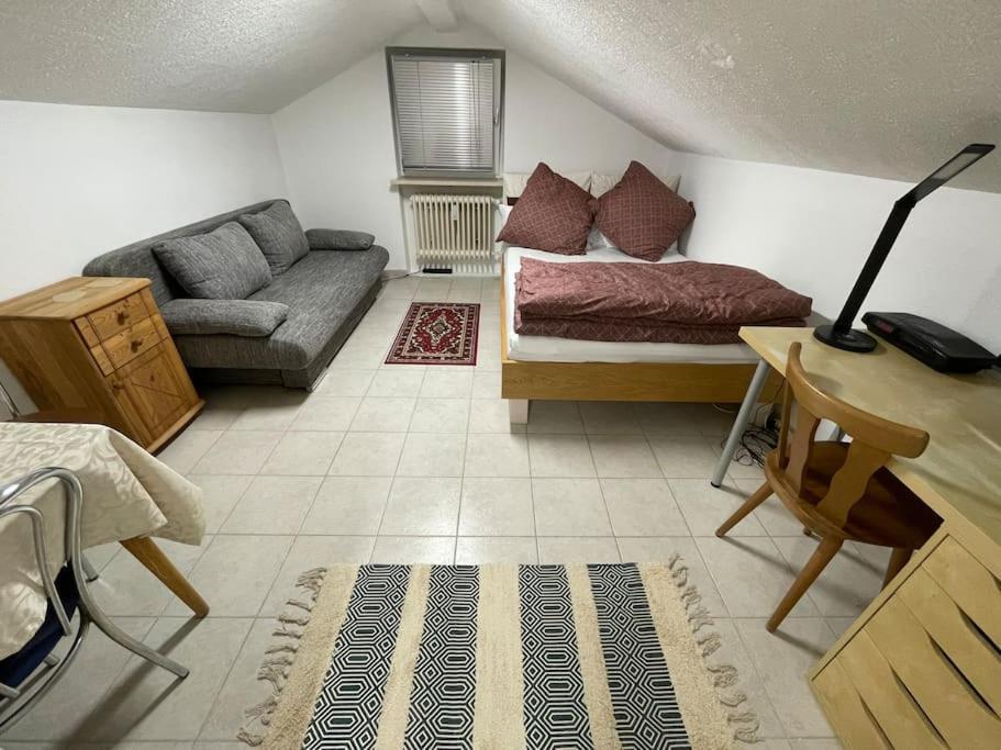 Comfortable Apartment In Commercial Centre Unterhaching Exterior photo