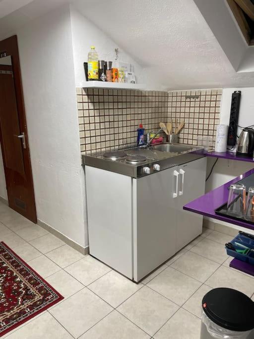 Comfortable Apartment In Commercial Centre Unterhaching Exterior photo
